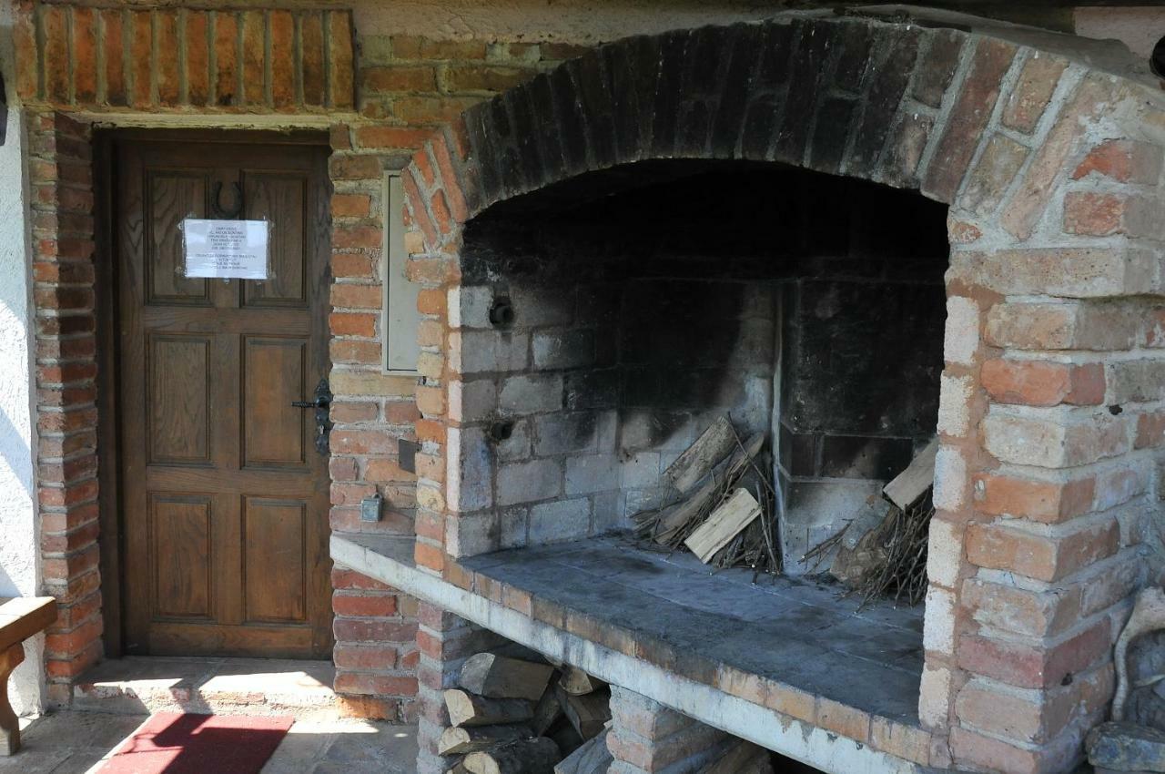 Robinson Vila Kitokret Kutjevo Dış mekan fotoğraf